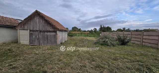Eladó családi ház, Létavértesen 34.5 M Ft, 2+1 szobás