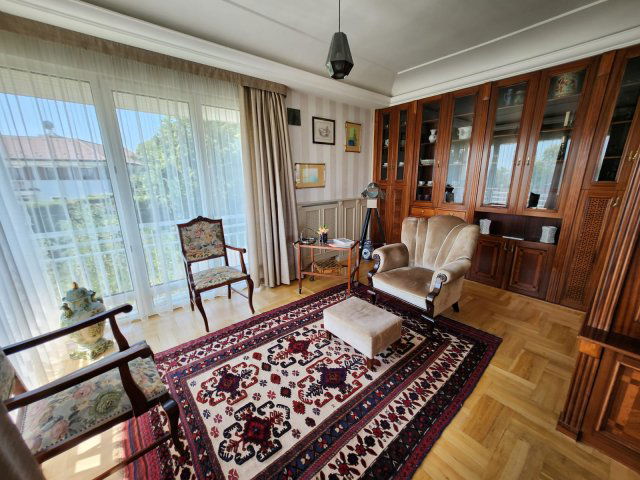 Kiadó téglalakás, albérlet, II. kerületben, Szeréna úton