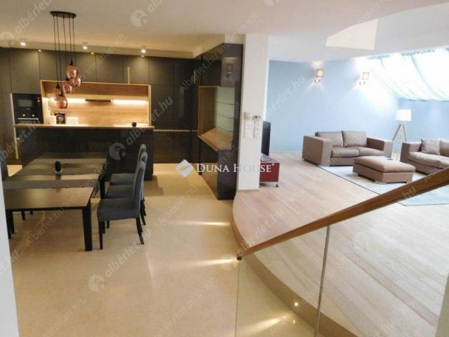 Kiadó téglalakás, albérlet, VI. kerületben, Andrássy úton