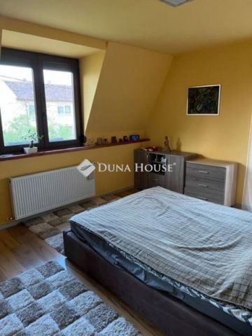 Eladó családi ház, Budapesten, XX. kerületben 97 M Ft, 6 szobás