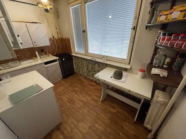 Eladó panellakás, Debrecenben 62.5 M Ft, 3 szobás