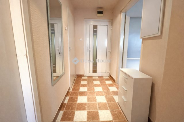 Eladó panellakás, Budapesten, XVIII. kerületben 46.8 M Ft