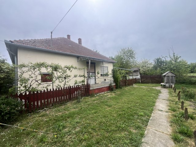 Eladó családi ház, Sarkadkeresztúron 13 M Ft, 2+1 szobás