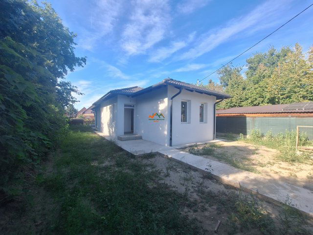 Eladó családi ház, Szigethalmon 86 M Ft, 4 szobás