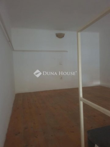 Eladó téglalakás, Budapesten, VIII. kerületben 37.9 M Ft