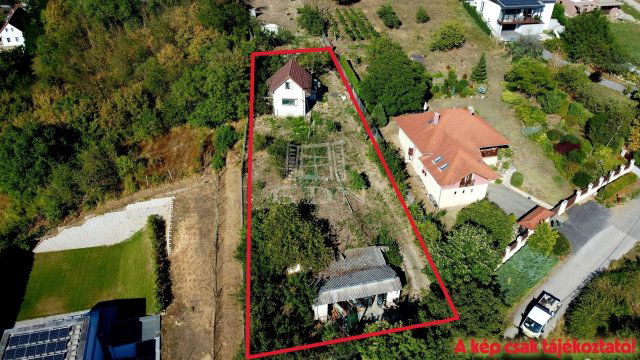 Eladó telek, Vácon 100 M Ft / költözzbe.hu