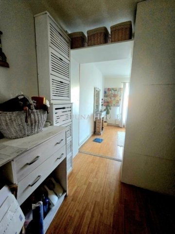 Eladó családi ház, Pécsett 84 M Ft, 5 szobás