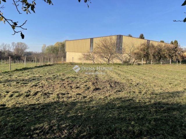 Eladó családi ház, Villányban 26.5 M Ft, 2 szobás
