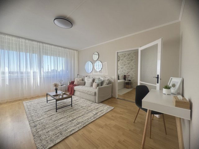 Kiadó panellakás, albérlet, Kecskeméten 170 E Ft / hó, 2 szobás