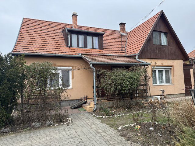 Eladó családi ház, Gödöllőn 126.999 M Ft, 5 szobás