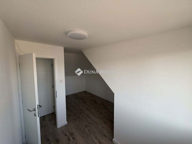 Eladó ikerház, Turán 49.9 M Ft, 3 szobás / költözzbe.hu