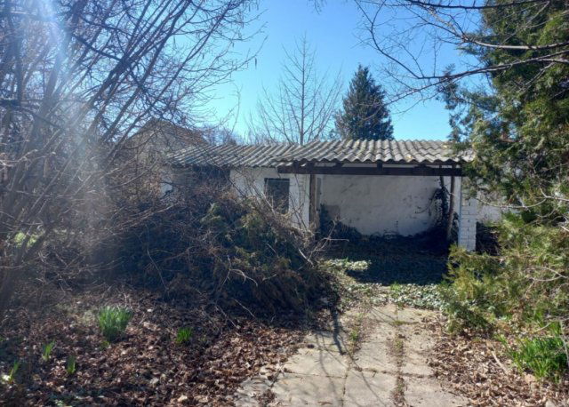 Eladó családi ház, Kiskunhalason 3.4 M Ft, 1+1 szobás