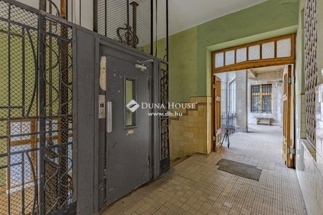 Eladó téglalakás, Budapesten, VII. kerületben 87.5 M Ft