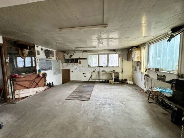 Kiadó ipari ingatlan, Szentendrén 275 E Ft / hó