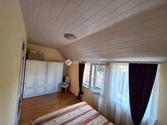 Eladó sorház, Budapesten, X. kerületben 105 M Ft, 4 szobás