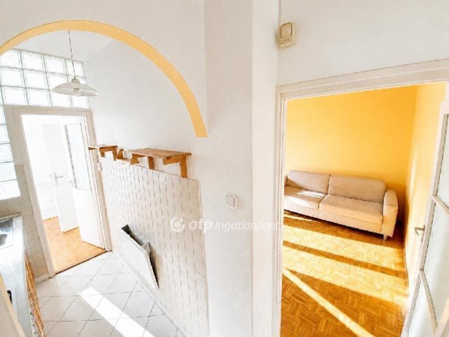 Eladó téglalakás, Budapesten, IX. kerületben 54 M Ft, 1+1 szobás