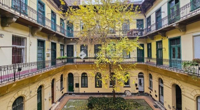 Eladó téglalakás, Budapesten, VII. kerületben 62.9 M Ft