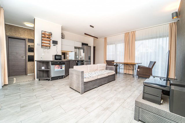 Eladó családi ház, Ráckevén 70.9 M Ft, 4 szobás