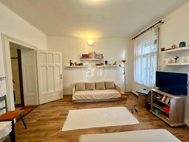 Eladó téglalakás, Szegeden, Bodzafa utcában 42.9 M Ft, 1 szobás