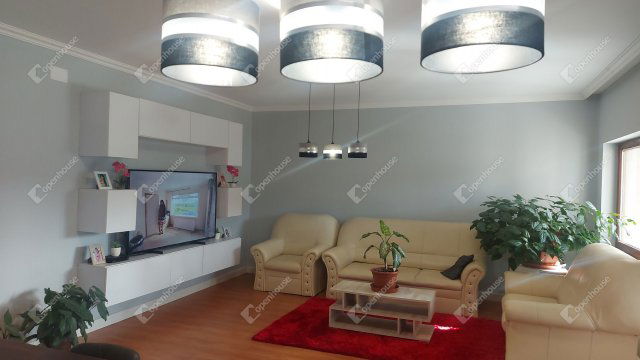 Eladó családi ház, Békésen 28.5 M Ft, 4 szobás