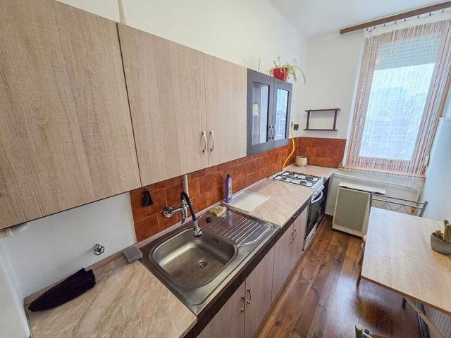 Kiadó téglalakás, albérlet, Debrecenben 180 E Ft / hó, 2 szobás