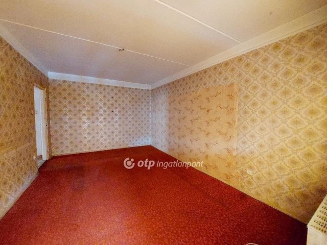 Eladó panellakás, Miskolcon 33.9 M Ft, 1+2 szobás