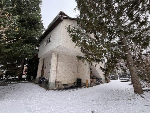 Eladó családi ház, Budapesten, III. kerületben 149.9 M Ft