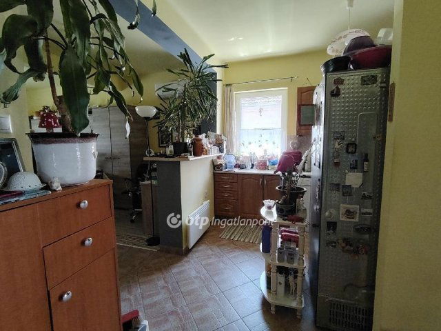 Eladó családi ház, Egerágon 60 M Ft, 4 szobás
