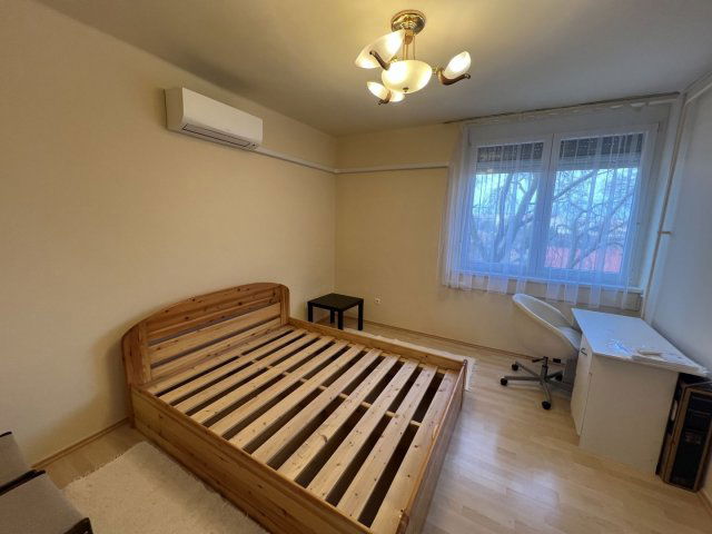 Kiadó téglalakás, albérlet, Szarvason 80 E Ft / hó, 2 szobás