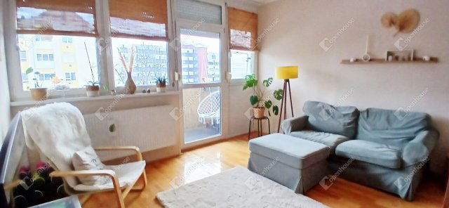 Eladó téglalakás, Zalaegerszegen 48.4 M Ft, 1+2 szobás