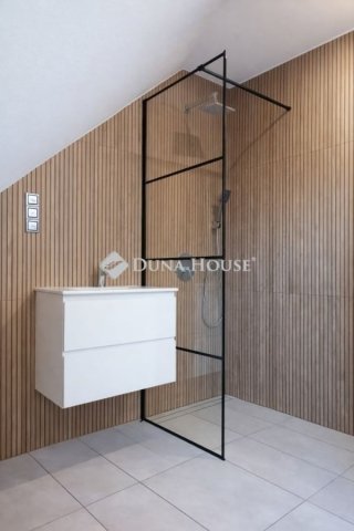 Eladó téglalakás, Budapesten, XVI. kerületben 69.9 M Ft