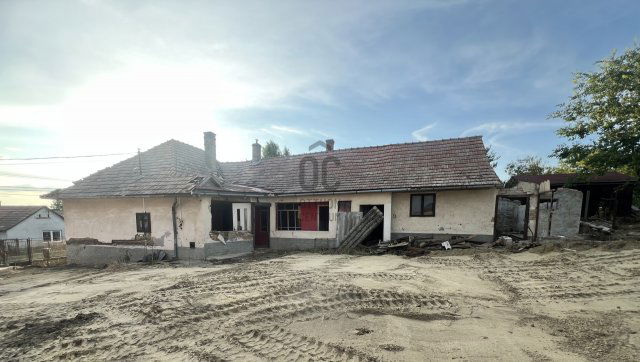 Eladó családi ház, Szedresen 11.8 M Ft, 3 szobás