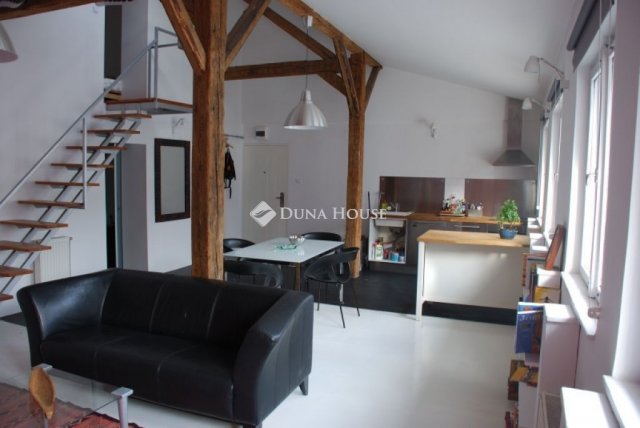 Eladó téglalakás, Budapesten, I. kerületben 99.9 M Ft, 1 szobás