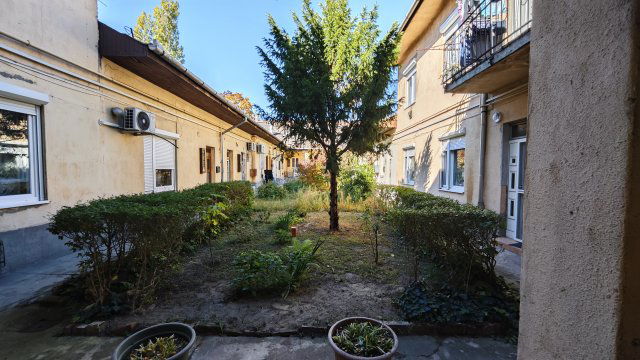 Eladó téglalakás, XX. kerületben, Kossuth Lajos utcában