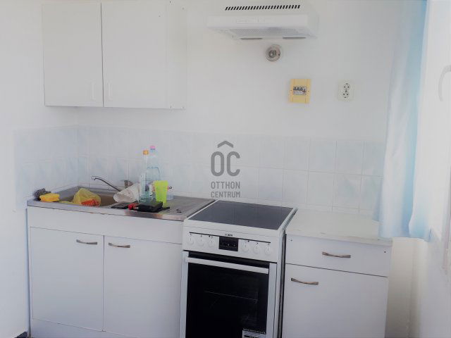 Eladó panellakás, Gödöllőn 64.9 M Ft, 2 szobás