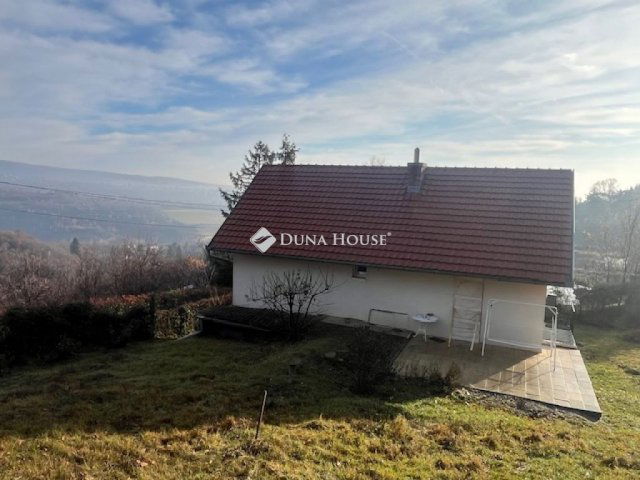 Eladó családi ház, Pécsett, Középgyükési úton 79.9 M Ft