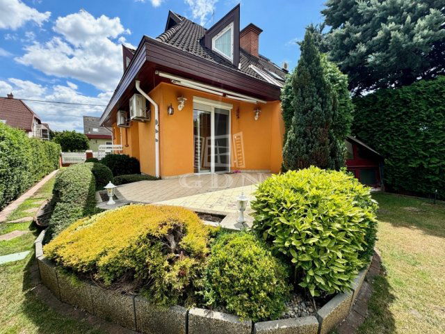 Eladó ikerház, Budapesten, XVII. kerületben 149.99 M Ft, 4 szobás