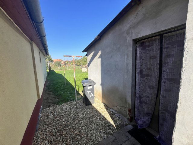 Eladó családi ház, Sarkadon 7.5 M Ft, 1 szobás