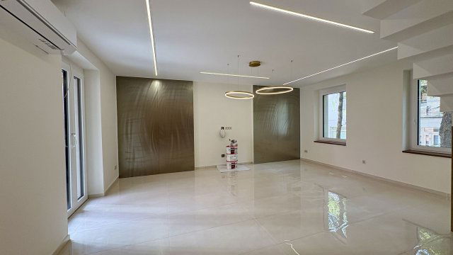 Kiadó családi ház, albérlet, Debrecenben 1500 E Ft / hó