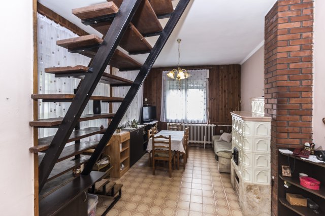 Eladó családi ház, Rumon 44.9 M Ft, 4 szobás