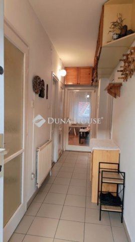 Eladó téglalakás, Kecskeméten 66.9 M Ft, 3 szobás