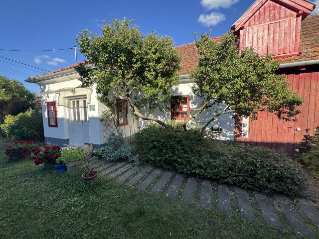 Eladó családi ház, Olaszfán 67.583 M Ft, 3 szobás