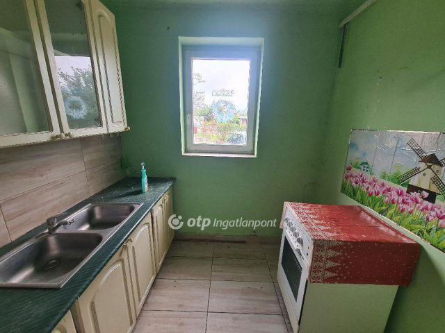 Eladó családi ház, Alsónémediben 74 M Ft, 6 szobás