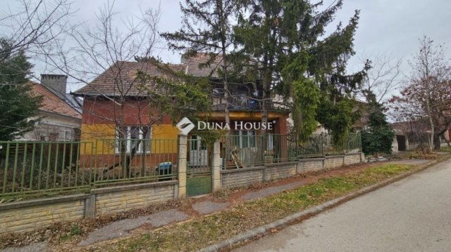 Eladó családi ház, Budapesten, XXI. kerületben 79.9 M Ft