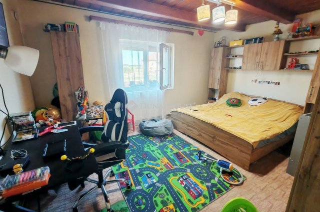 Eladó családi ház, Berzencén 15.5 M Ft, 2 szobás