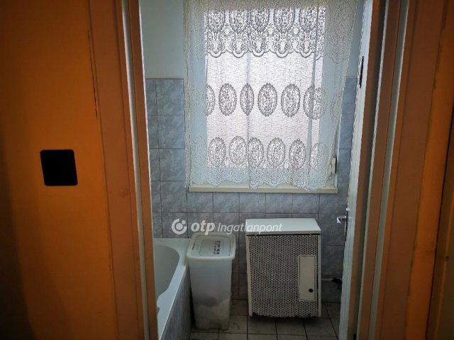 Eladó téglalakás, Budapesten, XXI. kerületben 59.9 M Ft