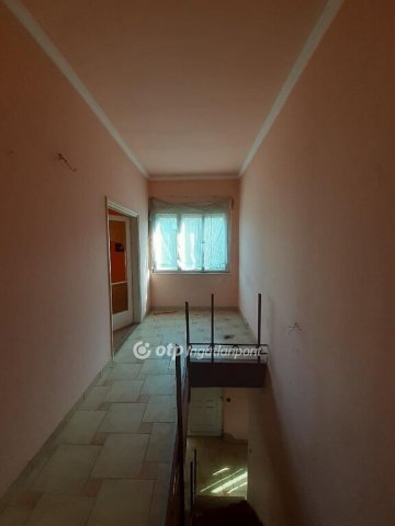 Eladó családi ház, Tiszalökön 15 M Ft, 3 szobás