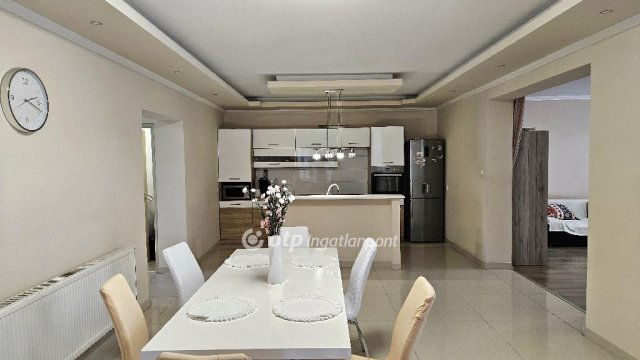 Eladó családi ház, Pusztaszabolcson 106 M Ft, 3 szobás