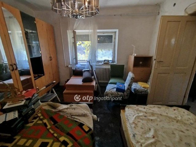 Eladó családi ház, Magyarbólyon 9.9 M Ft, 2 szobás