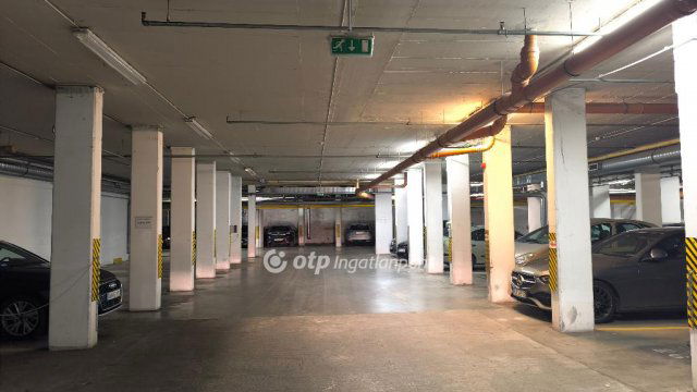 Eladó garázs, Budapesten, VIII. kerületben 9.5 M Ft